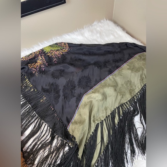 ETRO SILK beaded floral CAPE poncho - Picture 6 of 13